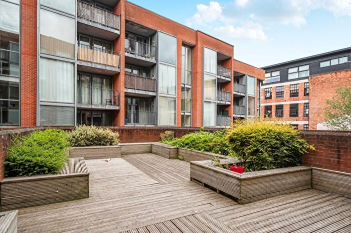 2 Bedroom Flat For Sale In Tenby Street, Birmingham, West Midlands, B1