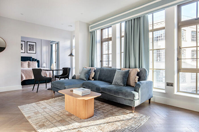 1 Bedroom Apartment To Rent In Commercial Street, London, , Uk, E1