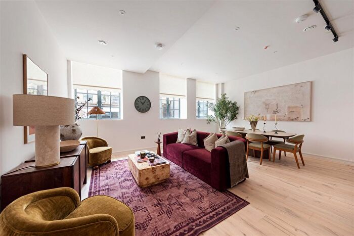 2 Bedroom Flat For Sale In The Threadworks, Hollybush Gardens, Bethnal Green, E2