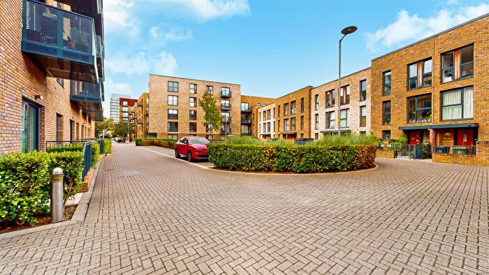 1 Bedroom Apartment For Sale In Baroque Gardens Mary Rose Square, SE16