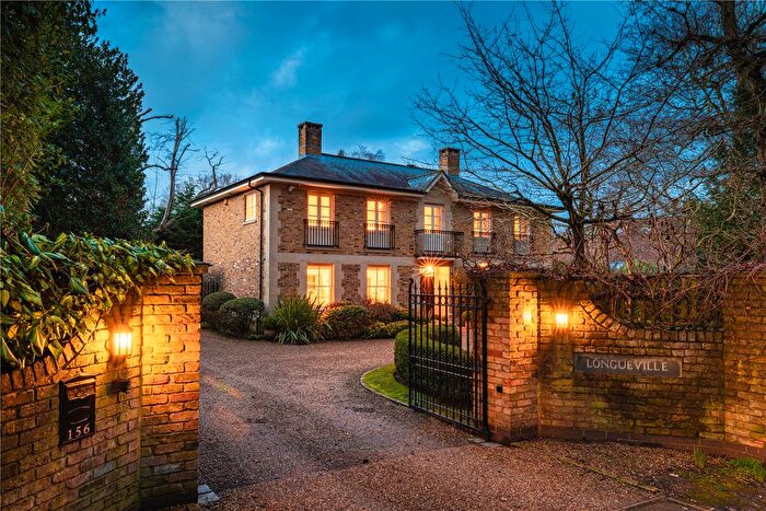 5 Bedroom Detached House For Sale In Burwood Road, Walton-On-Thames, KT12