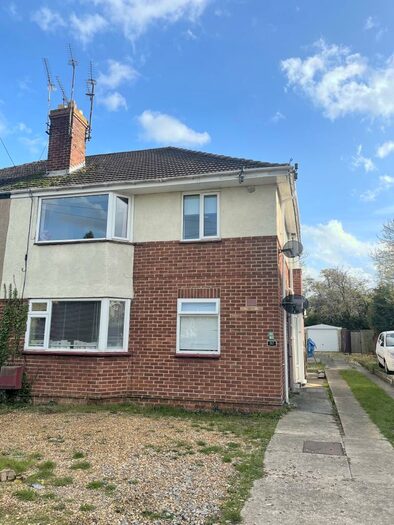 2 Bedroom Maisonette To Rent In Orchard Avenue, GL51