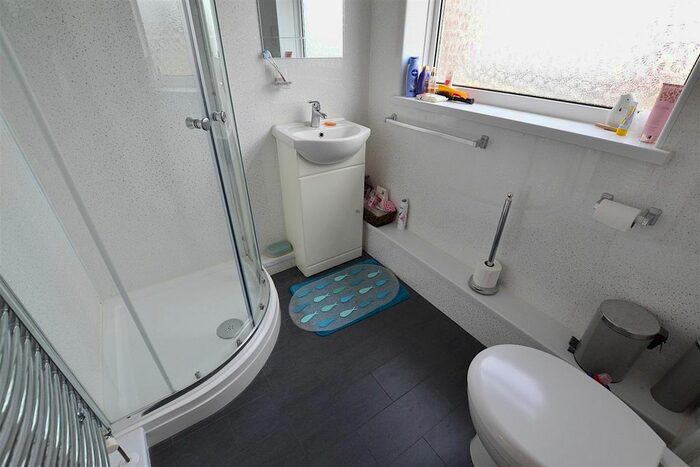 2 Bedroom Semi-Detached Bungalow For Sale In Scandinavia Heights, Saundersfoot, SA69