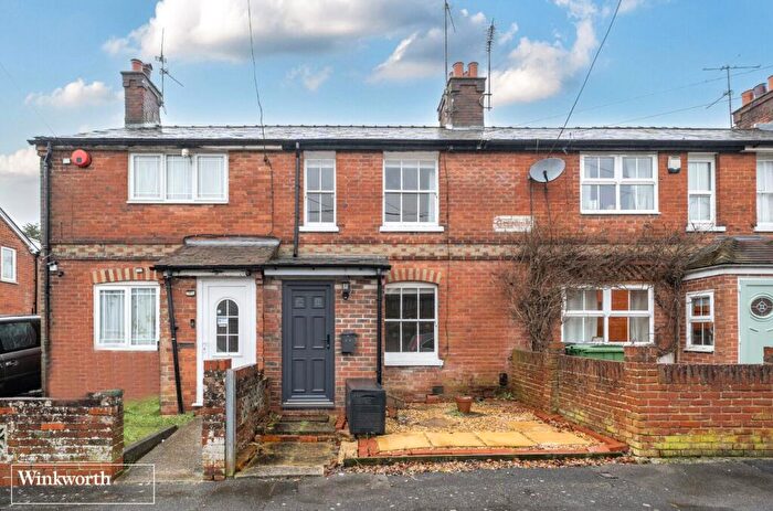 2 Bedroom House For Sale In Roman Road, Basingstoke, Hampshire, RG23