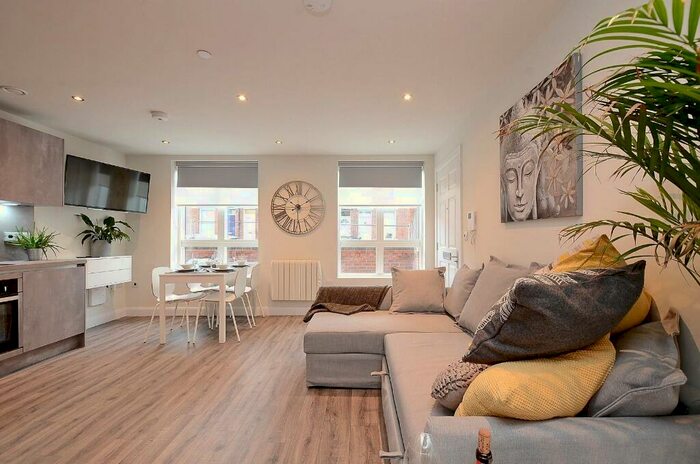 2 Bedroom Apartment To Rent In Gordon Road, Sheffield, S11