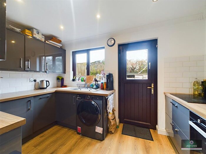 2 Bedroom Terraced House For Sale In Guinevere Road, Ifield, Crawley, RH11