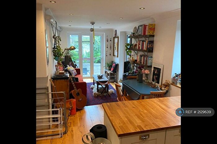 2 Bedroom Flat To Rent In Antill Road, London, N15