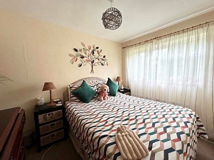 1 Bedroom Maisonette To Rent In Augustine Way, CM3