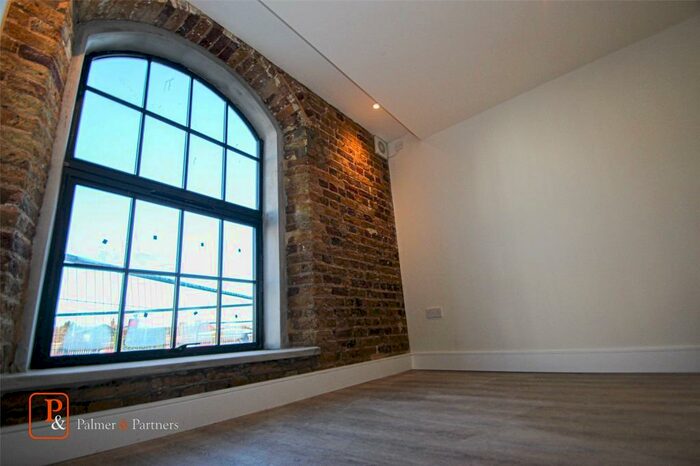 1 Bedroom Apartment To Rent In Maponite Buildings, Hawkins Road, Colchester, Essex, CO2