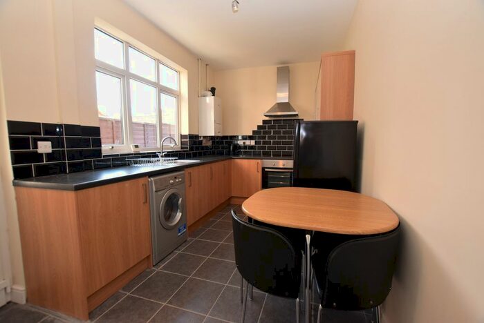 4 Bedroom Terraced House To Rent In Pybus Street, Derby, Derbyshire, DE22