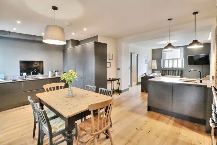 3 Bedroom Terraced House For Sale In High Street, Morpeth, NE65