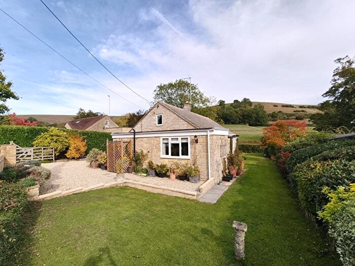 3 Bedroom Detached Bungalow For Sale In Middle Ridge Lane, Corton Denham, Sherborne, DT9
