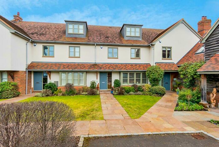 4 Bedroom Terraced House For Sale In Strawberry Fields, Great Brickhill, Buckinghamshire, MK17