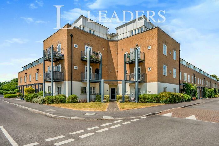 2 Bedroom Flat To Rent In Pavilion Way, Gosport, PO12