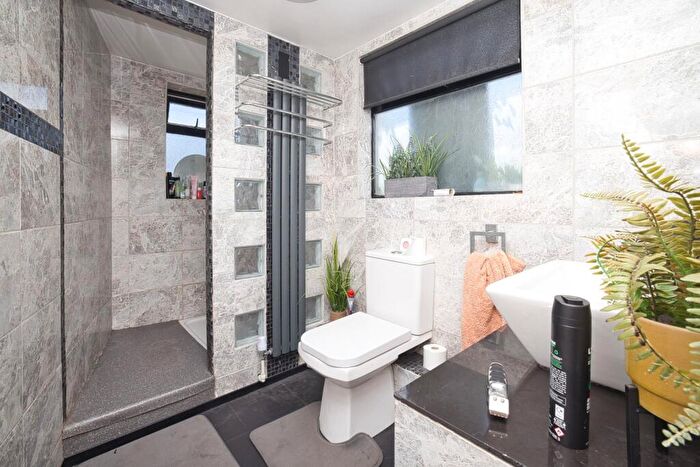 3 Bedroom Terraced House For Sale In Upper Dumpton Park Road, Ramsgate, Kent, CT11