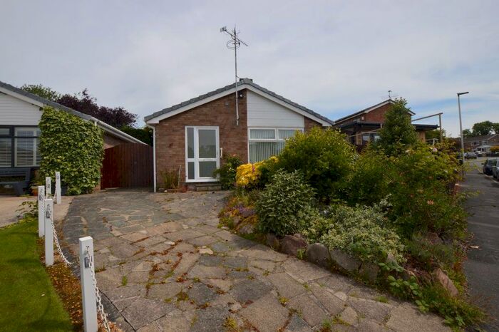 2 Bedroom Bungalow To Rent In Runshaw Avenue, Appley Bridge, Wigan, WN6