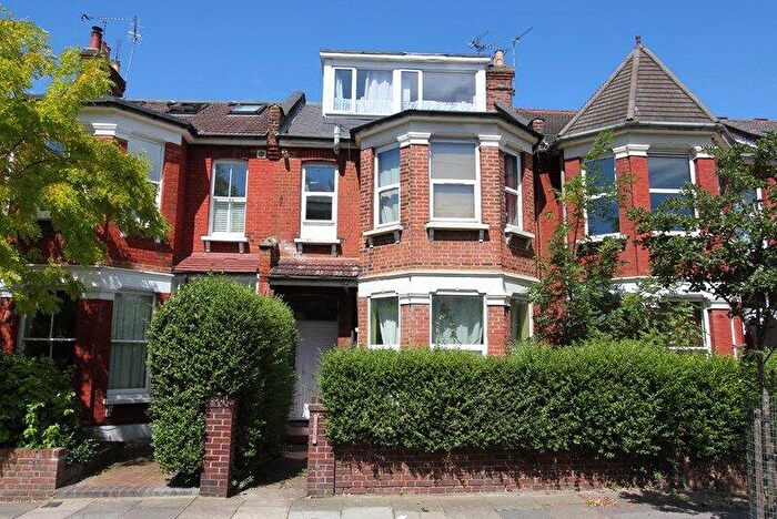 1 Bedroom Apartment To Rent In Alexandra Park Road, London, N22