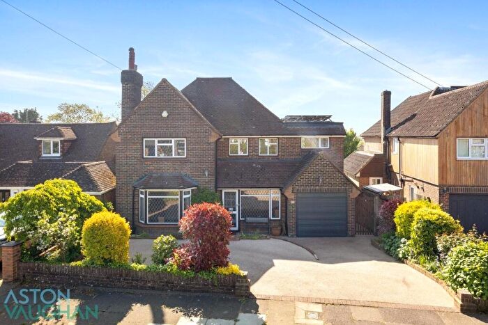4 Bedroom Detached House For Sale In Green Ridge, Brighton, BN1