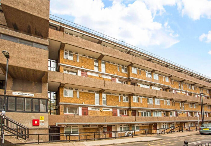 3 Bedroom Flat For Sale In Crowder Street, London, E1