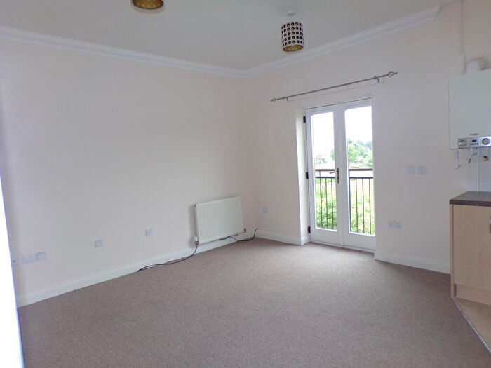 2 Bedroom Apartment To Rent In Maida Vale, Monkston Park., MK10