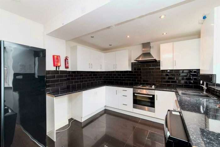 8 Bedroom House To Rent In Falmouth Road, Newcastle Upon Tyne, NE6