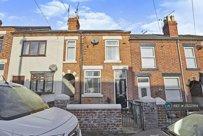 3 Bedroom Terraced House To Rent In Howitt Street, Heanor, DE75