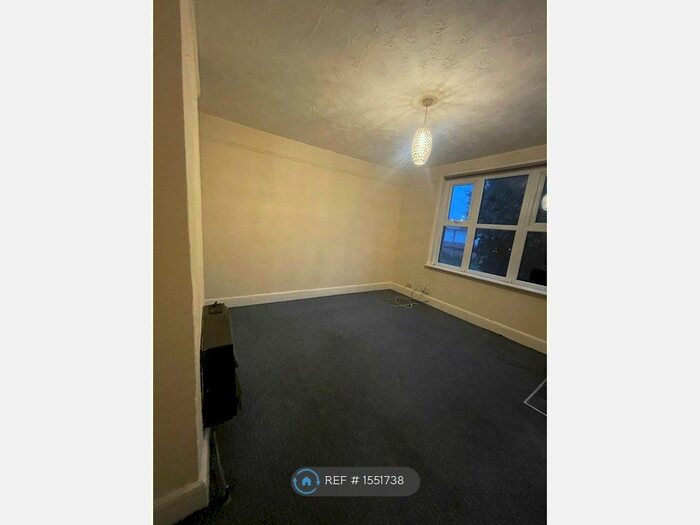1 Bedroom Flat To Rent In Castle Street, Luton, LU1