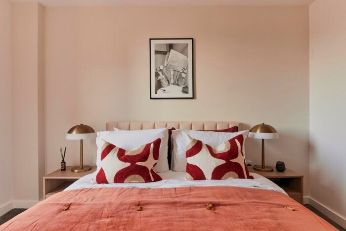 2 Bedroom Apartment To Rent In Heyrod Street, Manchester, Greater Manchester, M1