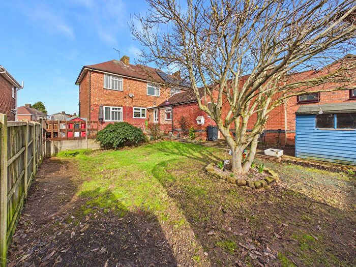 3 Bedroom Semi-Detached House For Sale In Ravenswood Road, Arnold, Nottingham, NG5