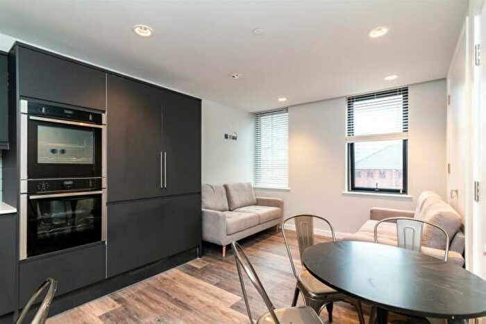 4 Bedroom Flat To Rent In Howard One, Howard Street, Nottingham, Nottinghamshire, NG1