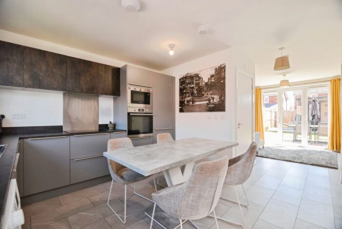 3 Bedroom End Of Terrace House For Sale In Hay Close, Stockton-On-Tees, TS19