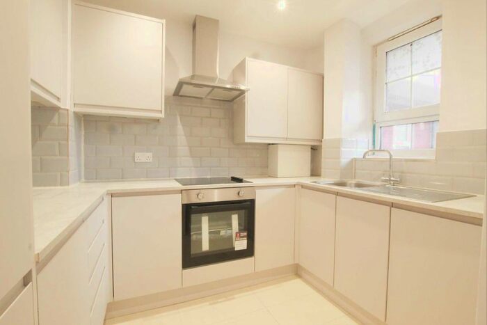 2 Bedroom Flat To Rent In Bath Terrace, London SE1