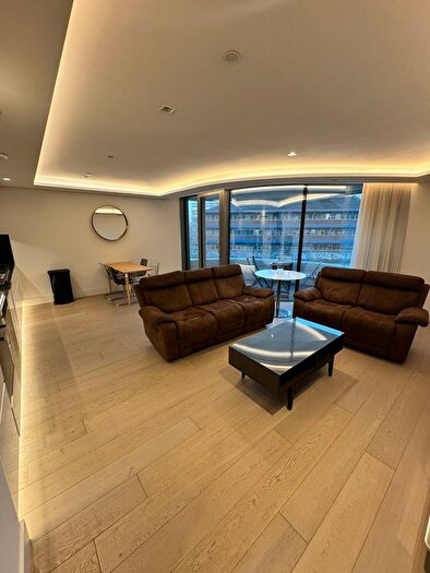 2 Bedroom Flat To Rent In London, SE1