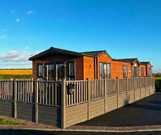 2 Bedroom Lodge For Sale In Back Road, Newton On Derwent, York, YO41