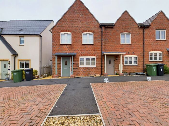 3 Bedroom Detached House To Rent In Montgomery Mews, Whittington, Worcester, Worcestershire WR5