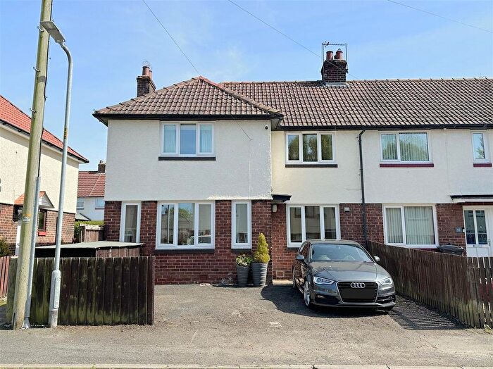 3 Bedroom Semi-Detached House For Sale In Deer Park Road, Carlisle, CA3