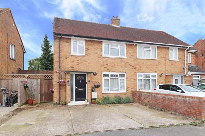 3 Bedroom Property For Sale In Ash Grove, Harefield, Uxbridge, UB9