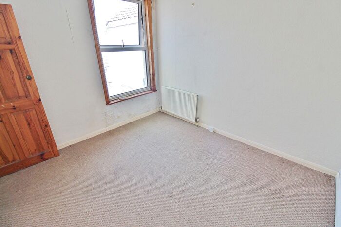 2 Bedroom Terraced House For Sale In Adames Road, Portsmouth, PO1