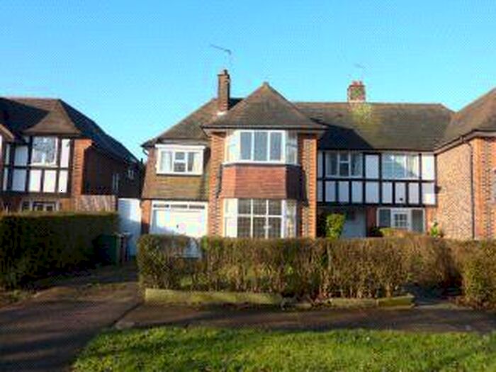 4 Bedroom Detached House To Rent In Towers Road, Pinner, Middlesex, HA5