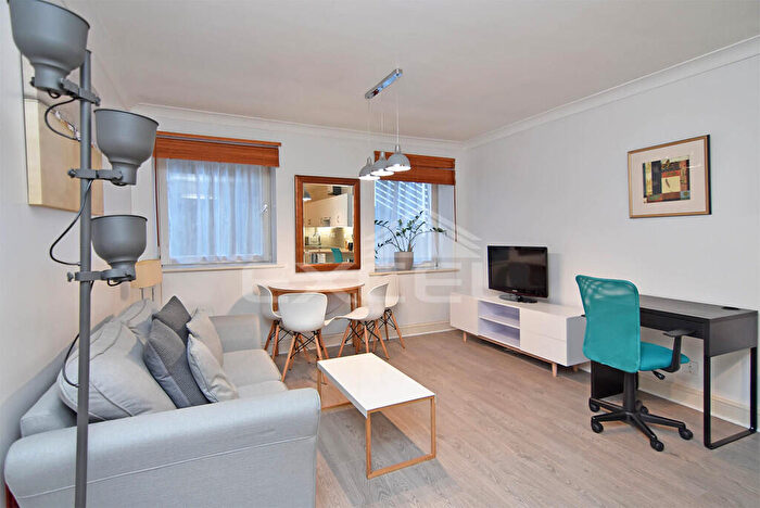 1 Bedroom Apartment To Rent In Abbey Road, St Johns Wood, London, NW8