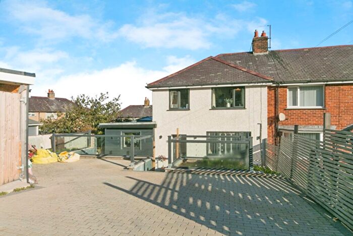 3 Bedroom End Of Terrace House For Sale In Maes Alltwen, Dwygyfylchi, Penmaenmawr, Conwy, LL34