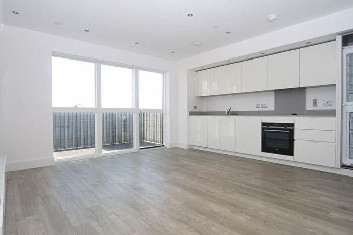 1 Bedroom Flat To Rent In Masters Court, Lyon Road, Harrow, HA1