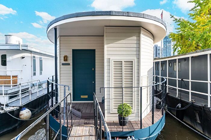 2 Bedroom Houseboat To Rent In Cheyne Walk, Chelsea, London, SW10