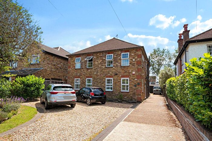 2 Bedroom Flat To Rent In Sharps Lane, Ruislip, HA4
