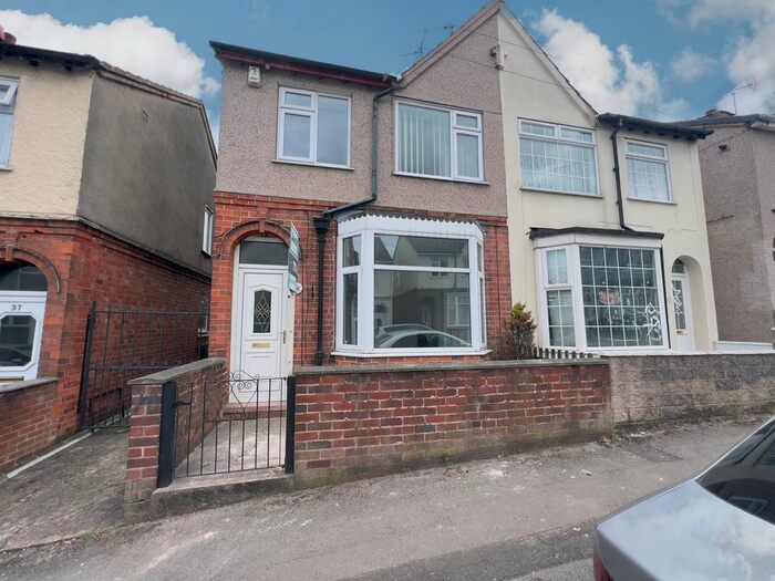 3 Bedroom Semi-Detached House To Rent In Somersall Street, Mansfield, NG19