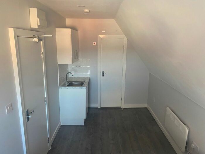 Studio To Rent In Oxford Road, Reading, RG30