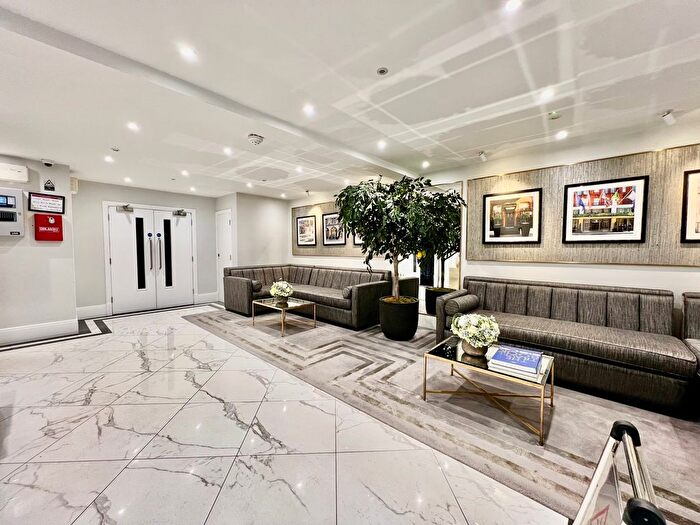 1 Bedroom Flat To Rent In Hill Street, Mayfair, London, W1J