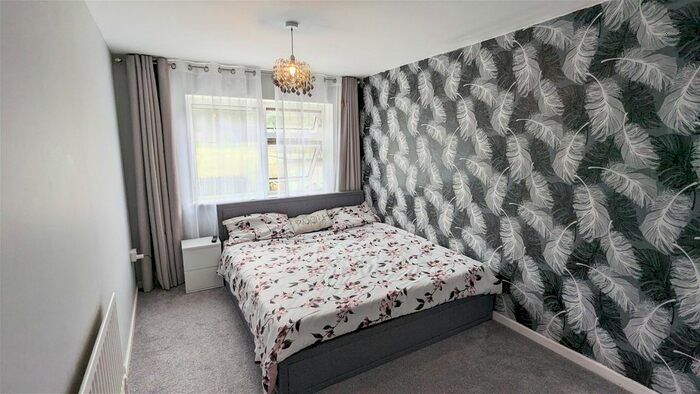 4 Bedroom End Of Terrace House For Sale In Hartland, Skelmersdale, WN8