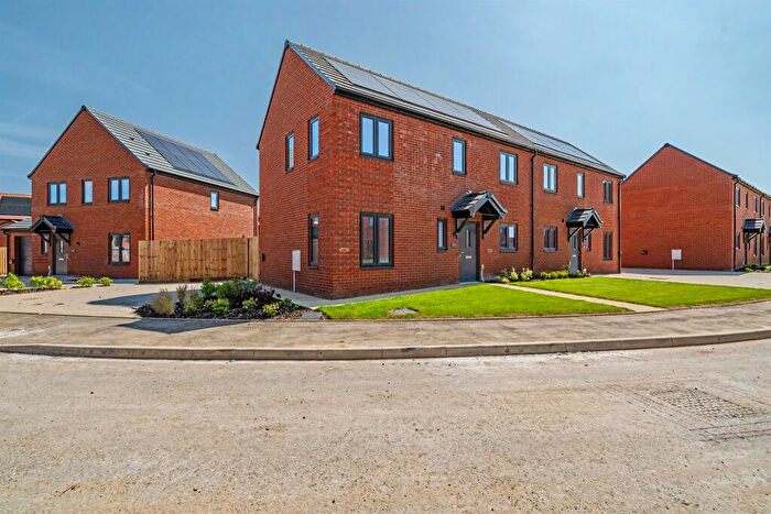 3 Bedroom Semi Detached House For Sale In Peacock Drive, Bradwell, Great Yarmouth, NR31