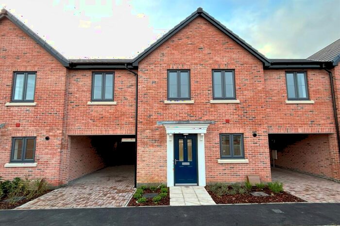 4 Bedroom Terraced House To Rent In Wimborne, BH21